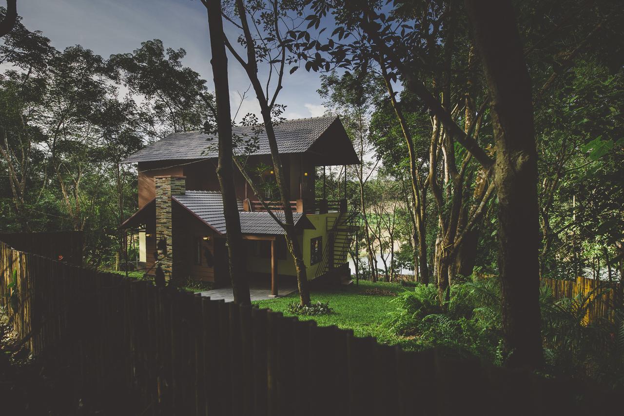 Riverine Springs Hotel Wadakkanchery Exterior photo